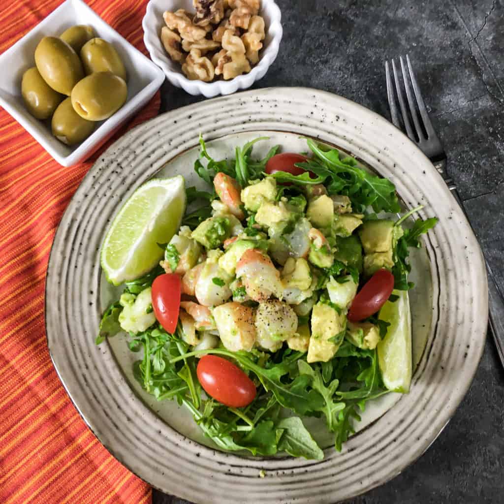 Low carb shrimp avocado salad